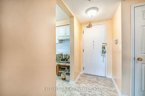 Photo 5 at 1003 - 5001 Finch Avenue E, Agincourt North, Toronto