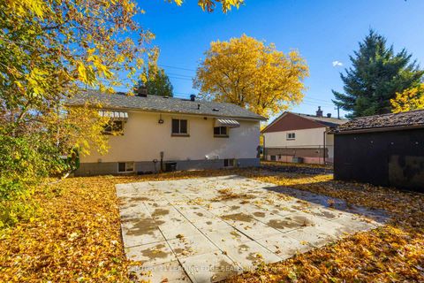 Photo 5 at 2728 Kennedy Road, L'Amoreaux, Toronto