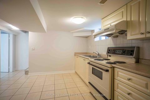 Photo 20 at 2728 Kennedy Road, L'Amoreaux, Toronto