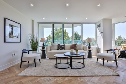 Photo 3 at 610 - 7250 Yonge Street, Yorkhill, Vaughan