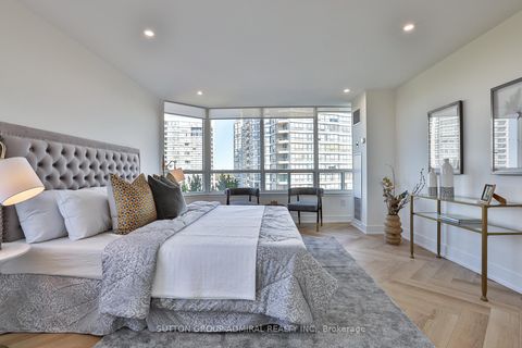 Photo 12 at 610 - 7250 Yonge Street, Yorkhill, Vaughan