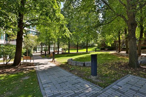 Photo 28 at 610 - 7250 Yonge Street, Yorkhill, Vaughan