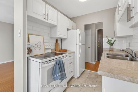 Photo 4 at 708 - 915 Midland Avenue, Eglinton East, Toronto
