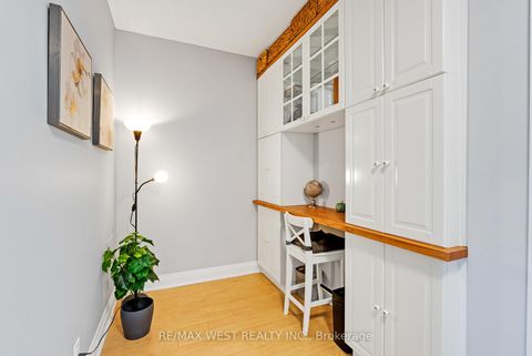 Photo 4 at 710 - 24 Woodstream Boulevard, Vaughan Grove, Vaughan