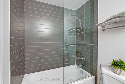 Photo 16 at 710 - 24 Woodstream Boulevard, Vaughan Grove, Vaughan