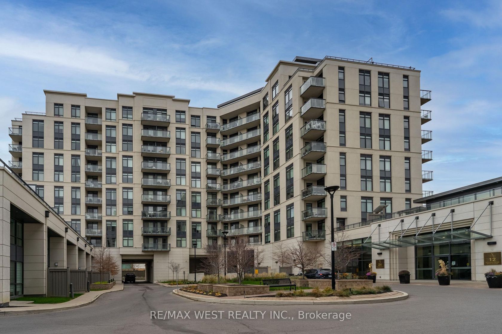 710 - 24 Woodstream Boulevard, Vaughan Grove, Vaughan 