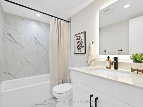 Photo 16 at 704 - 820 Burnhamthorpe Road, Markland Wood, Toronto