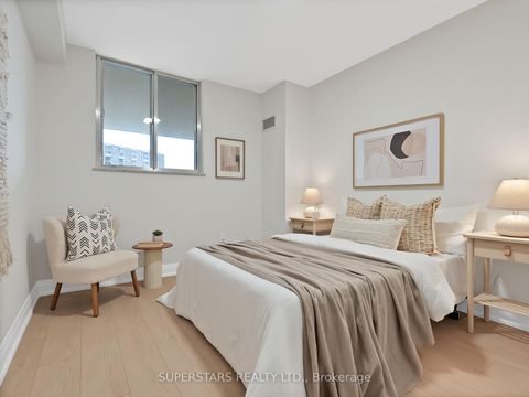 Photo 17 at 704 - 820 Burnhamthorpe Road, Markland Wood, Toronto