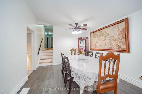 Photo 3 at 7 Bimini Crescent, Black Creek, Toronto