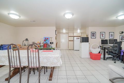 Photo 10 at 7 Bimini Crescent, Black Creek, Toronto