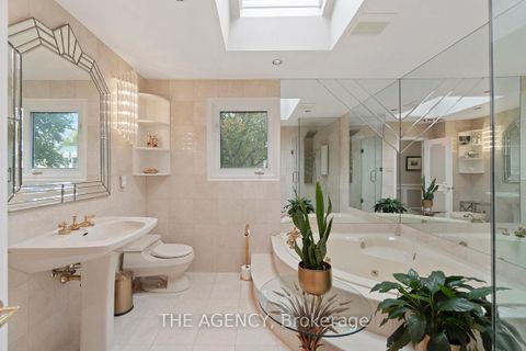 Photo 19 at 178 Millpond Court, Mill Pond, Richmond Hill