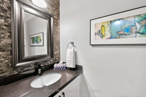 Photo 23 at 1 - 4357 Bloor Street W, Markland Wood, Toronto