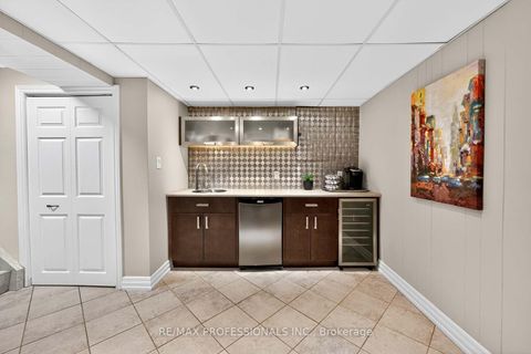 Photo 37 at 1 - 4357 Bloor Street W, Markland Wood, Toronto