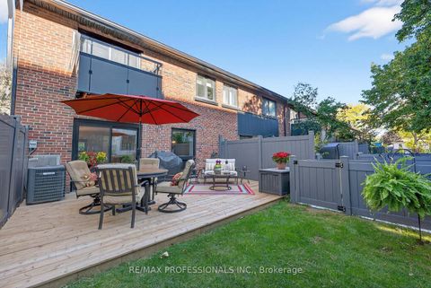 Photo 42 at 1 - 4357 Bloor Street W, Markland Wood, Toronto