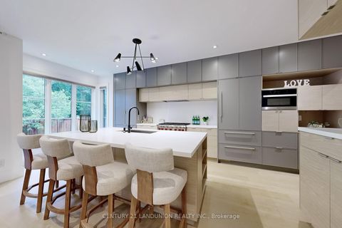 Photo 9 at 46 Elmsthorpe Avenue, Forest Hill South, Toronto