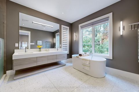 Photo 23 at 46 Elmsthorpe Avenue, Forest Hill South, Toronto