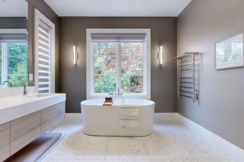 Photo 24 at 46 Elmsthorpe Avenue, Forest Hill South, Toronto