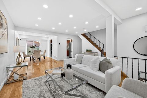 Photo 12 at 63 Homedale Drive, Agincourt North, Toronto
