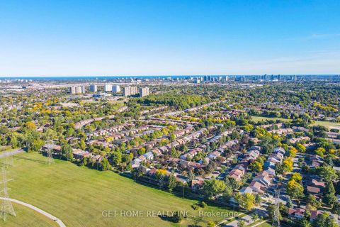 Photo 46 at 63 Homedale Drive, Agincourt North, Toronto
