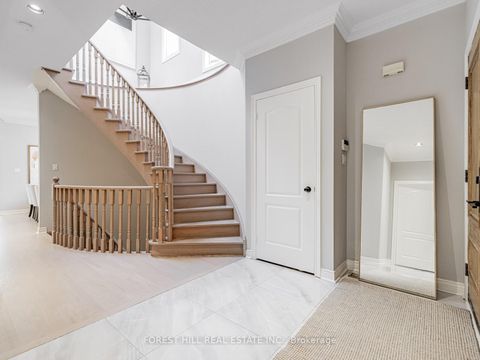 Photo 5 at 134 Royal Palm Drive, Yorkhill, Vaughan