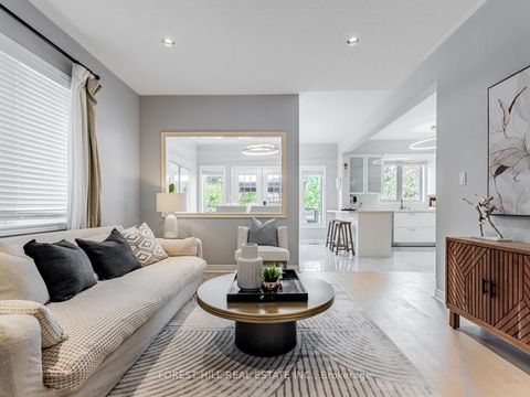 Photo 7 at 134 Royal Palm Drive, Yorkhill, Vaughan