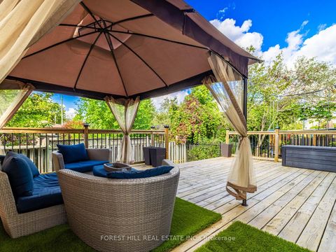 Photo 21 at 134 Royal Palm Drive, Yorkhill, Vaughan