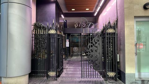Photo 5 at 810 - 375 King Street W, Waterfront Communities C1, Toronto