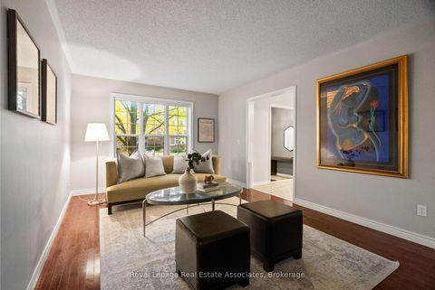 Photo 4 at 62 Pike Road, RO River Oaks, Oakville