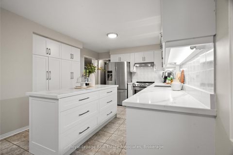 Photo 12 at 62 Pike Road, RO River Oaks, Oakville