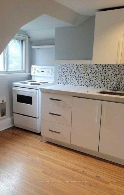 Photo 5 at 89 Ellsworth Avenue, Wychwood, Toronto