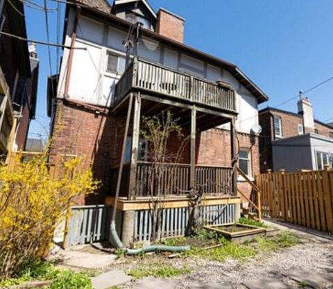 Photo 12 at 89 Ellsworth Avenue, Wychwood, Toronto