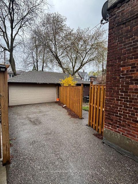 Photo 24 at 89 Ellsworth Avenue, Wychwood, Toronto