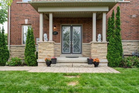 Photo 1 at 2120 Fiddlers Way, WM Westmount, Oakville