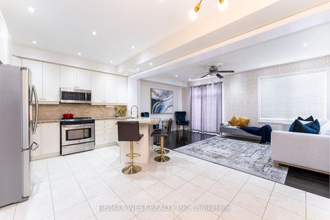 Photo 6 at 2120 Fiddlers Way, WM Westmount, Oakville