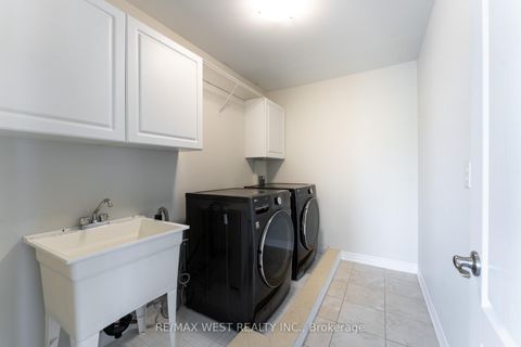 Photo 18 at 2120 Fiddlers Way, WM Westmount, Oakville