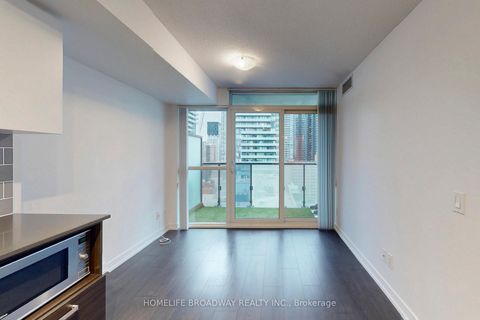 Photo 4 at 1501 - 125 Redpath Avenue, Mount Pleasant West, Toronto