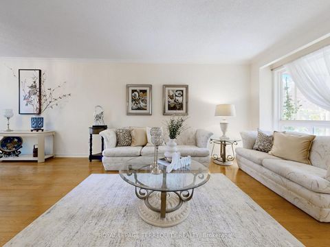 Photo 7 at 16 Audrelane Court, Milliken, Toronto