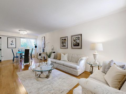 Photo 8 at 16 Audrelane Court, Milliken, Toronto