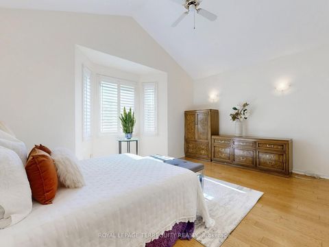 Photo 25 at 16 Audrelane Court, Milliken, Toronto