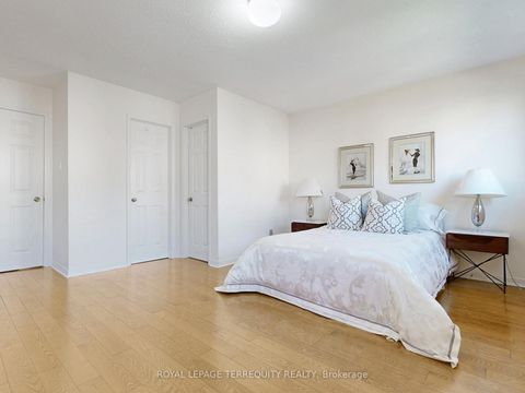 Photo 33 at 16 Audrelane Court, Milliken, Toronto