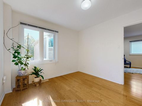 Photo 38 at 16 Audrelane Court, Milliken, Toronto