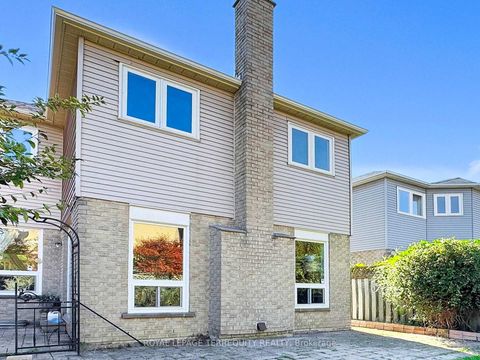 Photo 46 at 16 Audrelane Court, Milliken, Toronto