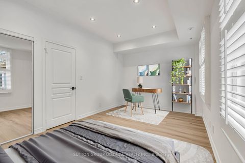 Photo 3 at 29 - 78 Carr Street, Chinatown, Toronto