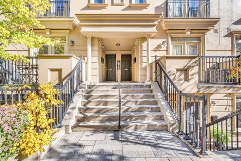 Photo 6 at 29 - 78 Carr Street, Chinatown, Toronto