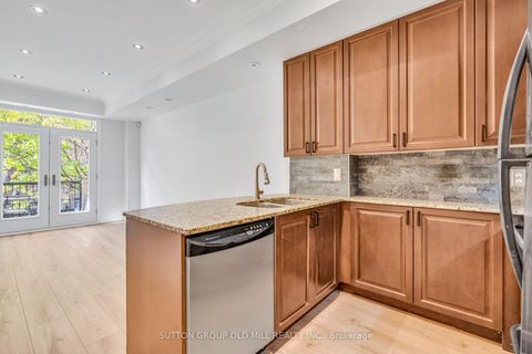 Photo 15 at 29 - 78 Carr Street, Chinatown, Toronto