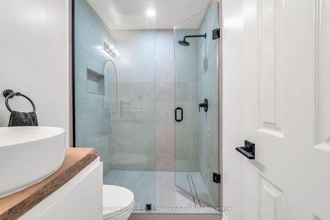 Photo 24 at 29 - 78 Carr Street, Chinatown, Toronto