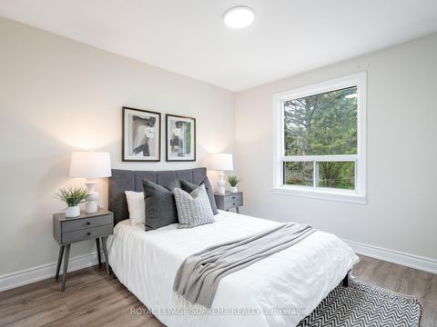 Photo 22 at 40 Cartwright Avenue, Glen Park, Toronto