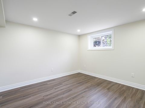 Photo 34 at 40 Cartwright Avenue, Glen Park, Toronto