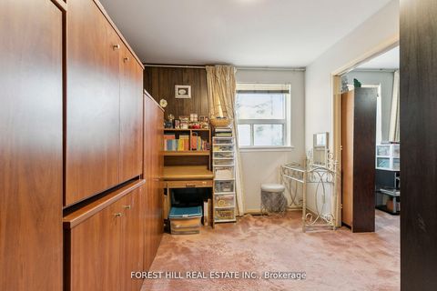 Photo 32 at 86 Village Greenway, Henry Farm, Toronto