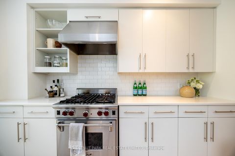 Photo 12 at 3 Ottawa Street, Moore Park, Toronto